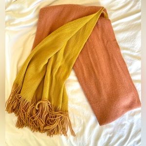 Two Toned Cozy Scarf
